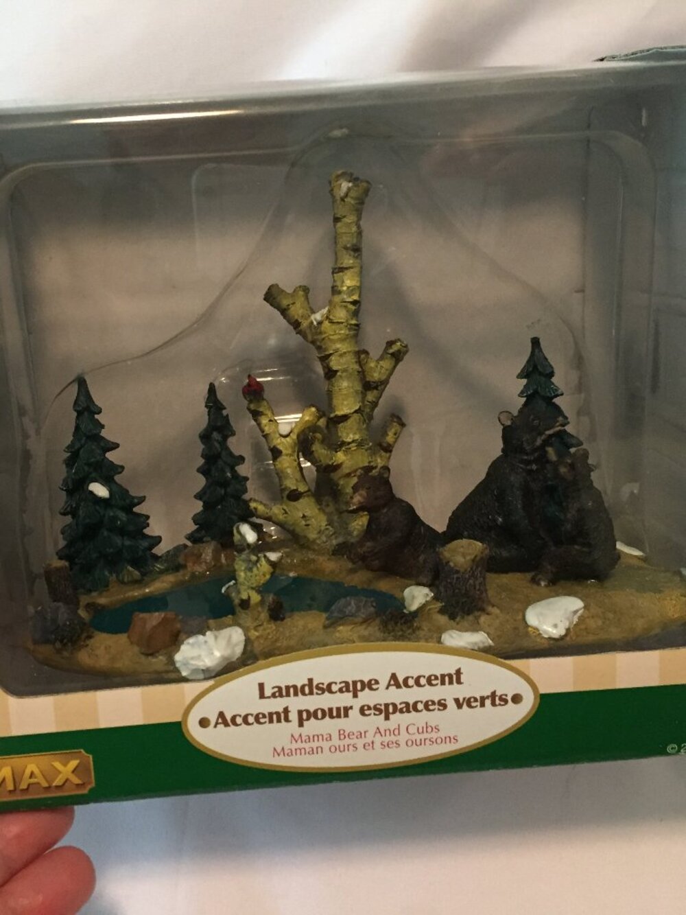 LEMAX MAMA BEAR AND CUBS VILLAGE FIGURINE ACCESSORY CHRISTMAS DECOR DISPLAY